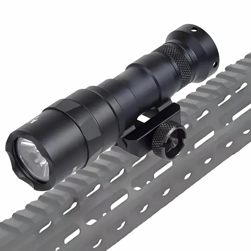Hign Concerned M300 Tactical Flashlight High Brightness LED