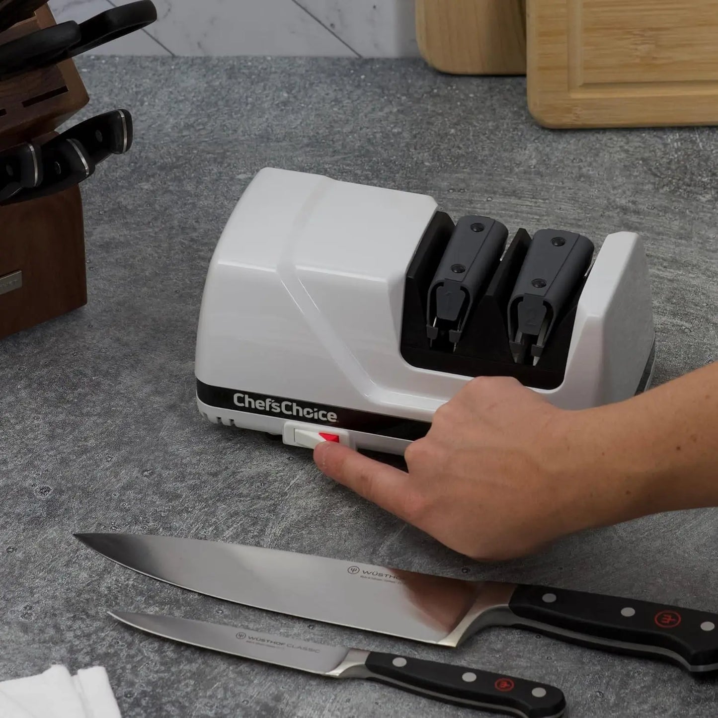 Chef'sChoice Electric Knife Sharpener With Diamond Abrasives And Angle Guides